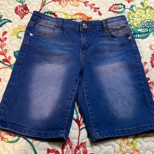Mini Moca Bermuda Jean Shorts Girl's 14 Distressed
